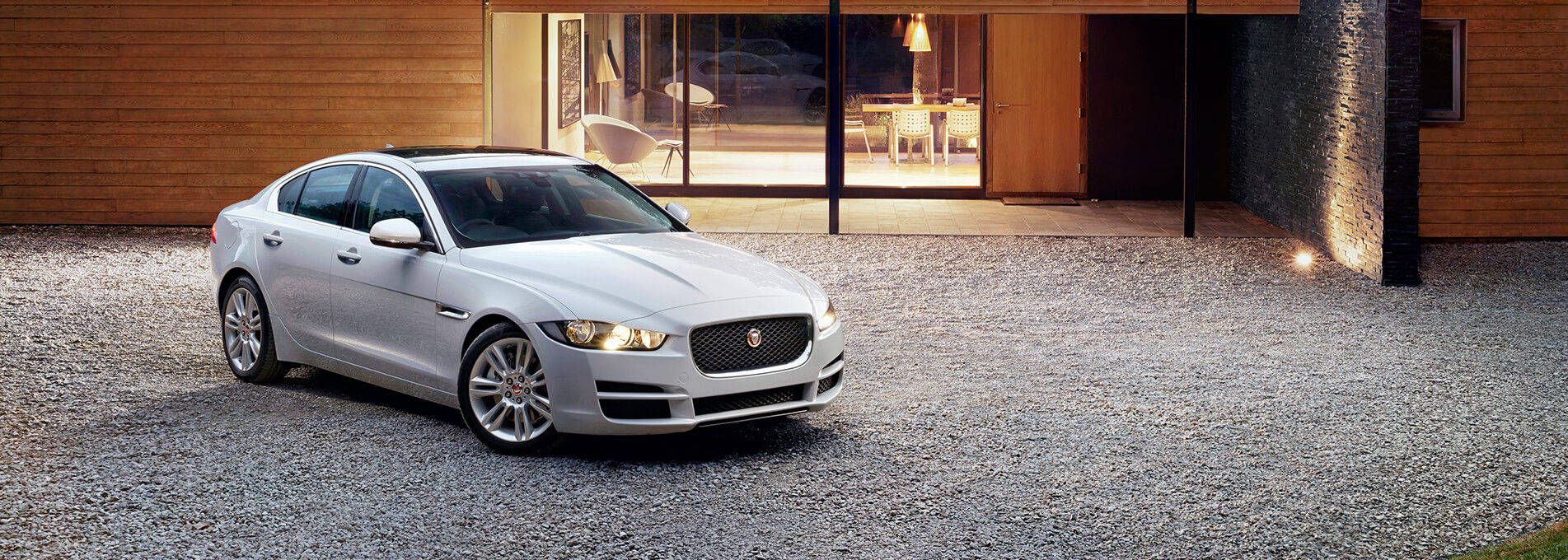 16 Plate Jaguar XE Prestige